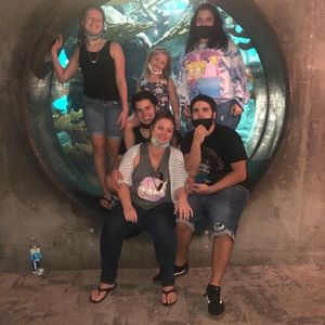 Meet your Posher, Vivian